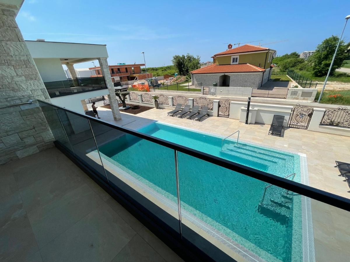 Vila Softic Amra Umag Exterior photo